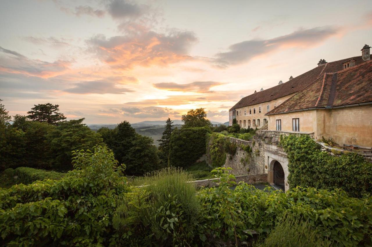 Burg Bernstein Hotell Exteriör bild