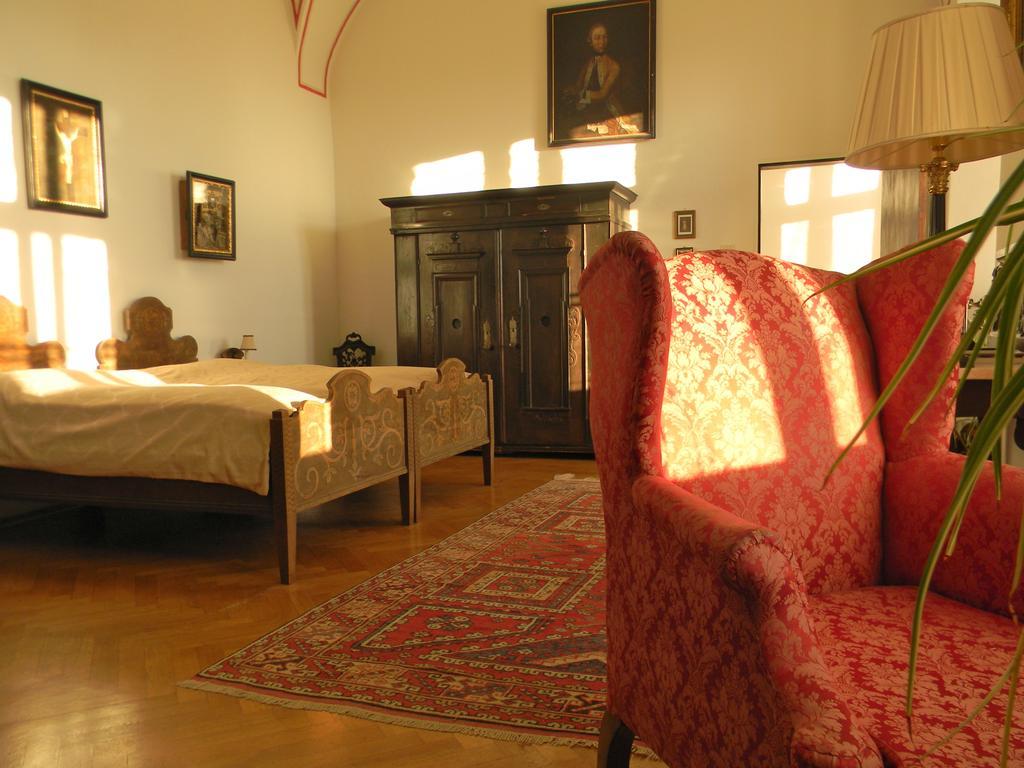 Burg Bernstein Hotell Rum bild
